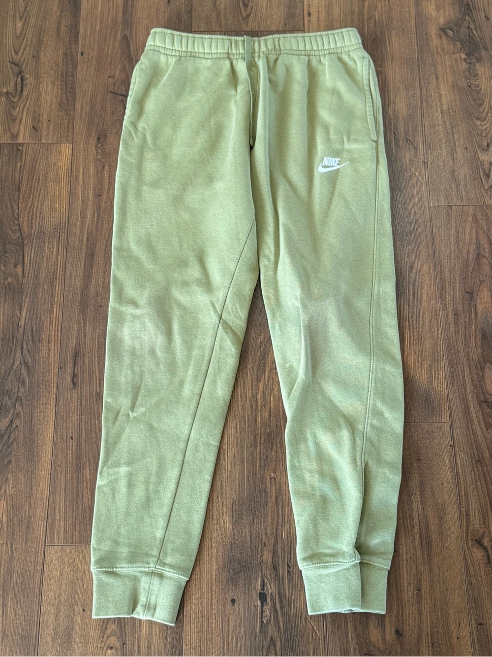Nike Men’s Sportswear Club Fleece Green/White Logo Pants Size Small